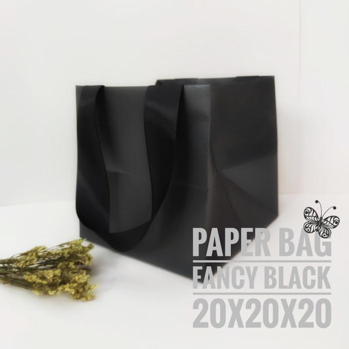 

New Ready Stock !!! Goodie Bag / Paper Bag Kotak Warna Hitam Size 20X20X20 Fancy Bling 200 Gram
