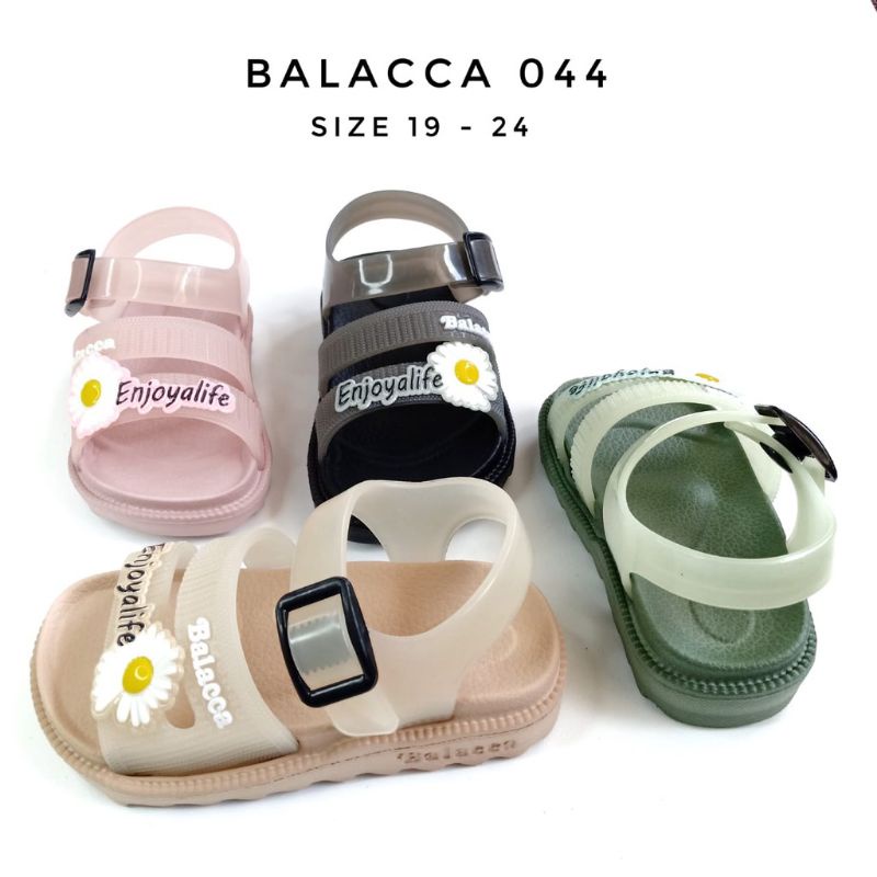 Sandal Ban Dua Bunga Daisy Anak Bayi Perempuan Kancing Balaca 044