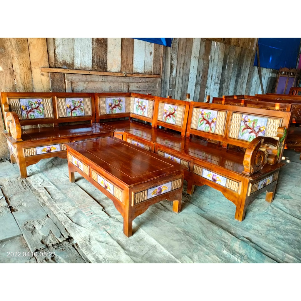 MEJA KURSI TAMU KAYU JATI MODEL SUDUT