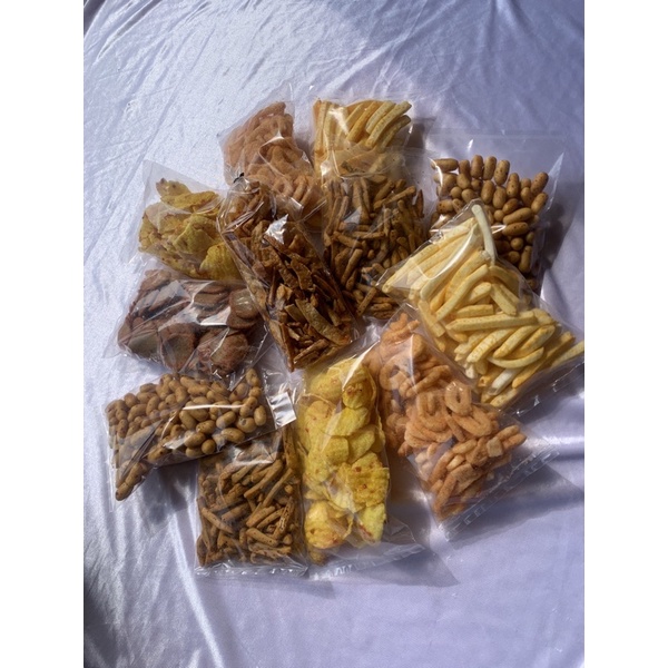 

Makanan ringan, Makanan pedas, Makanan pedas instan makanan kering BISA COD!!