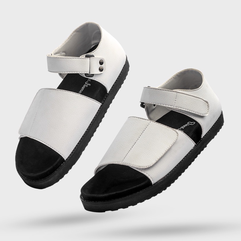 RORIN WHITE |ManNeedMe x GFLAMES| Sandal Jepit Pria Casual Sendal Slide ORIGINAL