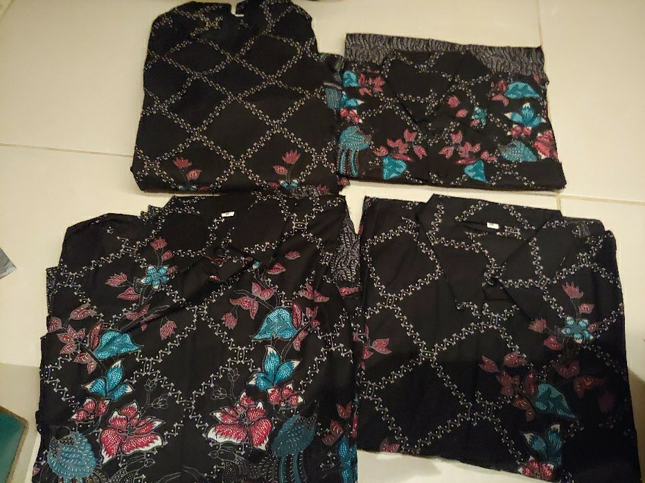Batik Couple Keluarga - Couple Baju Batik Satu Keluarga Motif Kupu Sogan Abu2