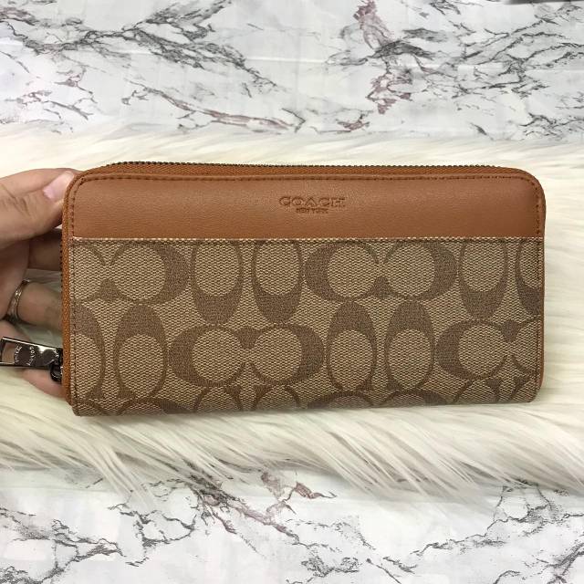 READY COACH WALLET 1zipper