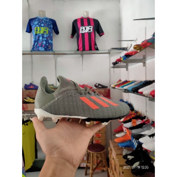 sepatu bola Adidas X 19.3 junior