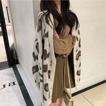 Versi Korea Longgar Sweater Mantel Wanita 2022 Musim Gugur dan Musim Dingin Baru Fashion Temperamen