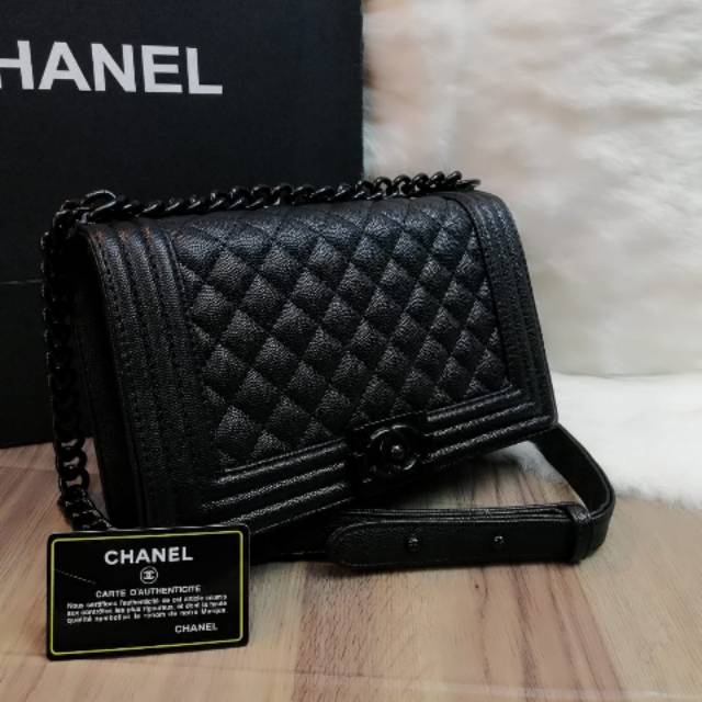 Chanel boy Caviar so black 25cm