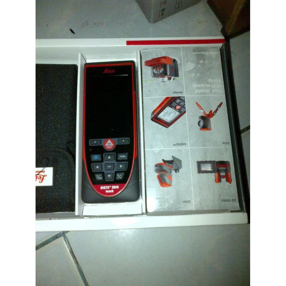 laser meter leica d810