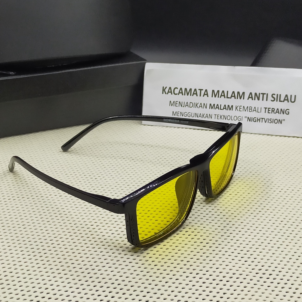 Kacamata sport berkendara siang malam lensa kuning/NV 007