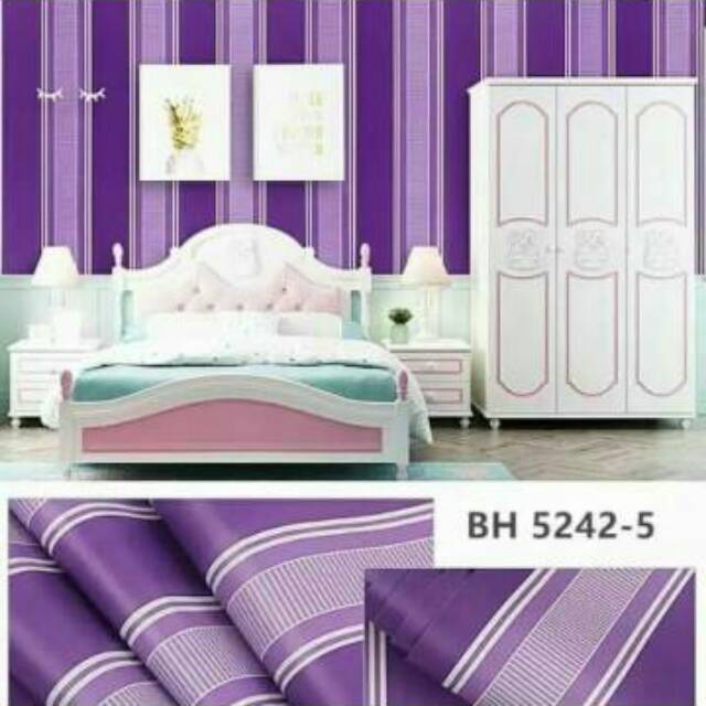 Jual Wallpaper Stiker Dinding Warna Ungu Garis Putih Motif Salur Shopee Indonesia