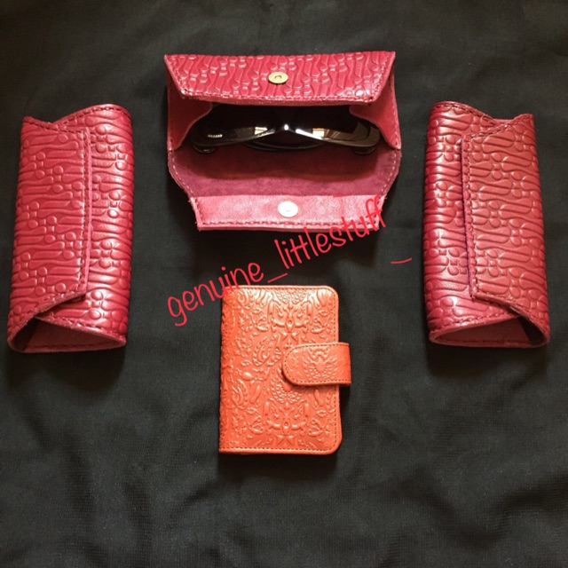 Tempat kacamata & dompet kartu Berliano