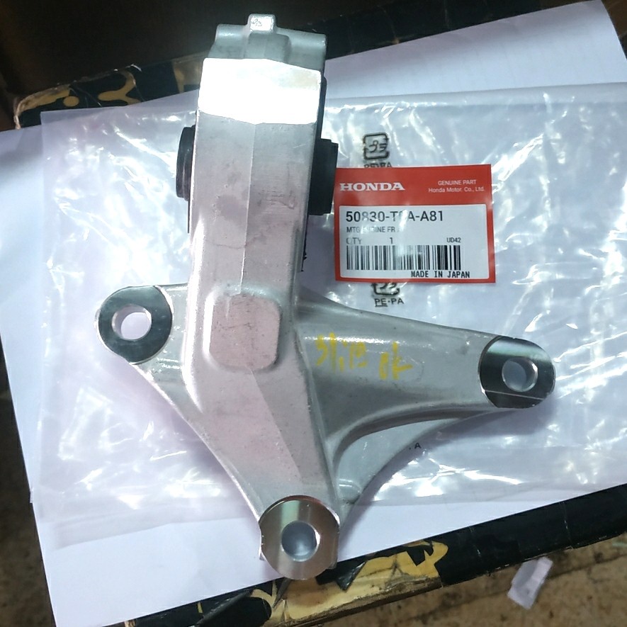Engine Mounting Depan CRV Gen 4 2013-2017 RM1 RM3 AT Matic