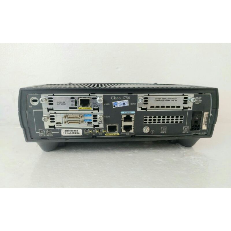 ROUTER CISCO SERIES1700 CISCO 1750TANPA ADAPTOR