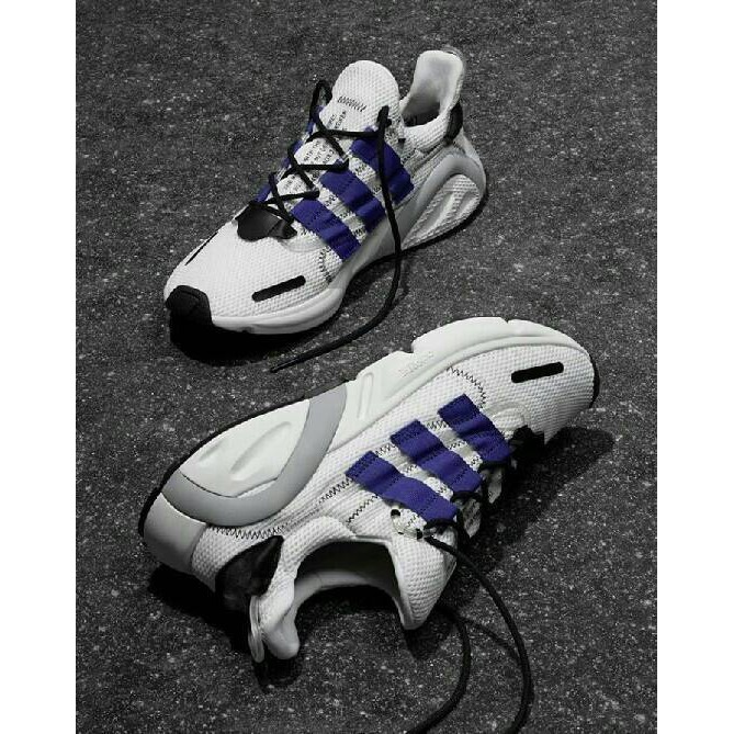 SEPATU Adidas Lxcon