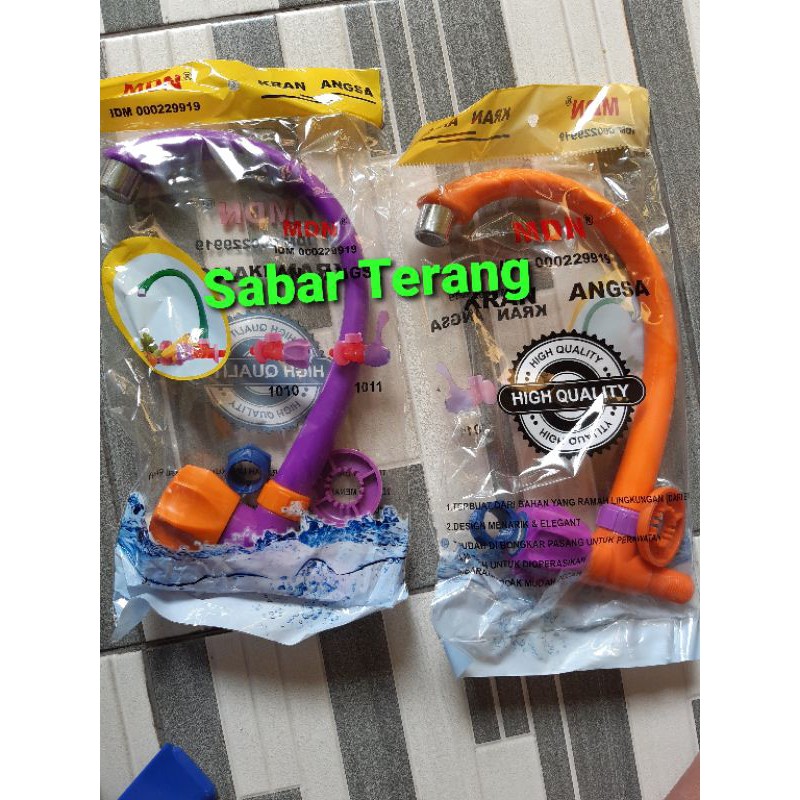 Kran air cucian piring Leher Angsa Kran Tembok