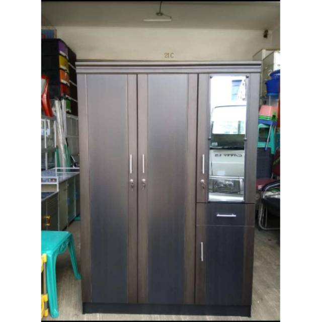 Jual sepaket lemari dan buffet atau meja kecil