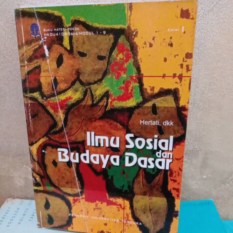 

ilmu sosial dan budaya dasar by hertati
