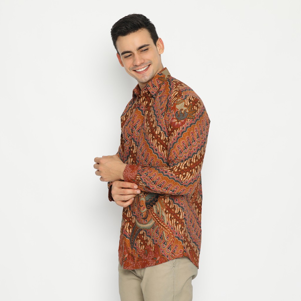 BATIK PRIA LENGAN PANJANG Kemeja Premium Parang Seling Kusumo Coklat Cokelat 727239 Cap 72 - Baju Kemeja Atasan Pakaian Setelan Batik Pria Cowok Laki Laki Remaja Keluarga Kantor Lengan Panjang Modern Slimfit Slim Fit Premium Kekinian