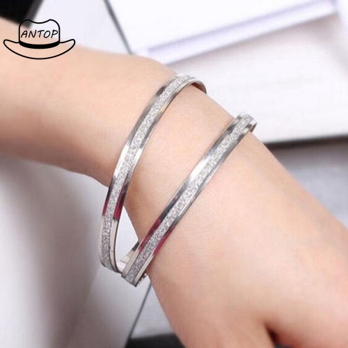 Antop！Perhiasan Gelang Fashion Untuk Wanita/Hadiah Kait Bentuk Lingkaran Beku Keren