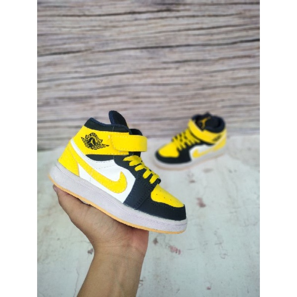 SEPATU ANAK JORDAN MICHIGAN KUNING NAVY GRADE ORI SEPATU ANAK LAKI KADO