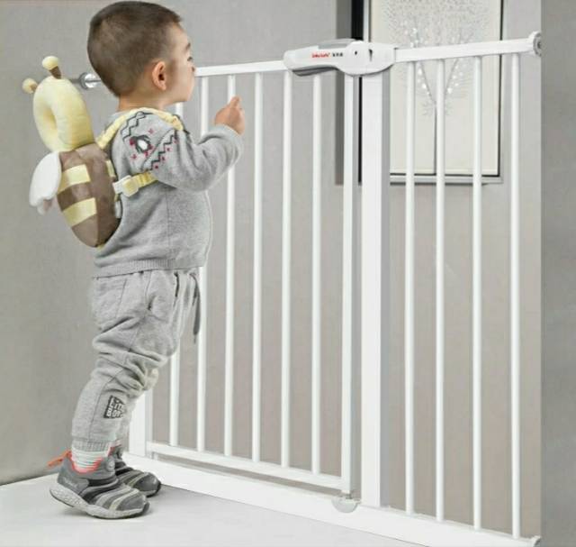 BABY SAFETY GATE BABY SAFE XY009 PAGAR BAYI ANAK BALITA SAFETY GATE PAGAR PENGAMAN BAYI