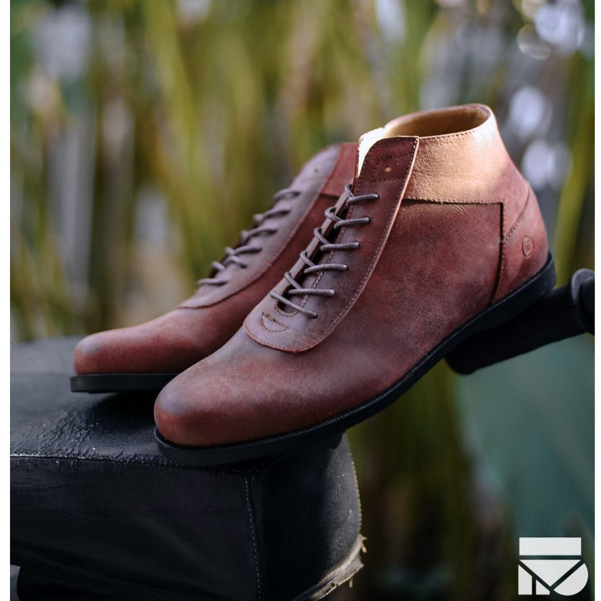 Buena Brown | Sepatu Kulit Asli Vintage Klasik Pria Cowok Casual Boots Footwear Ori | FORIND Zapato