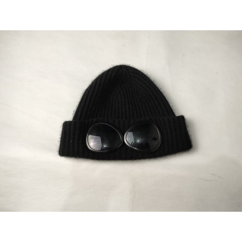 beanie cp company