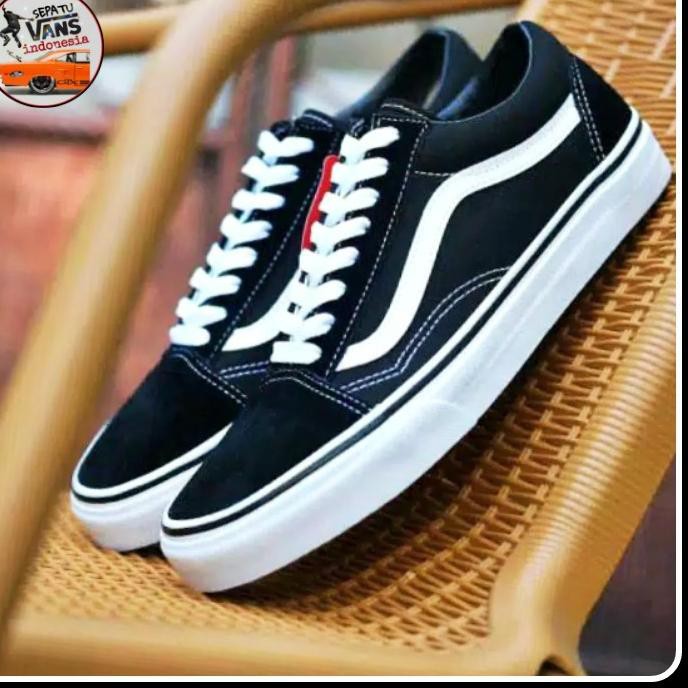 Rare Item SEPATU  VANS  AUTHENTIC FULL BLACK HITAM  POLOS  