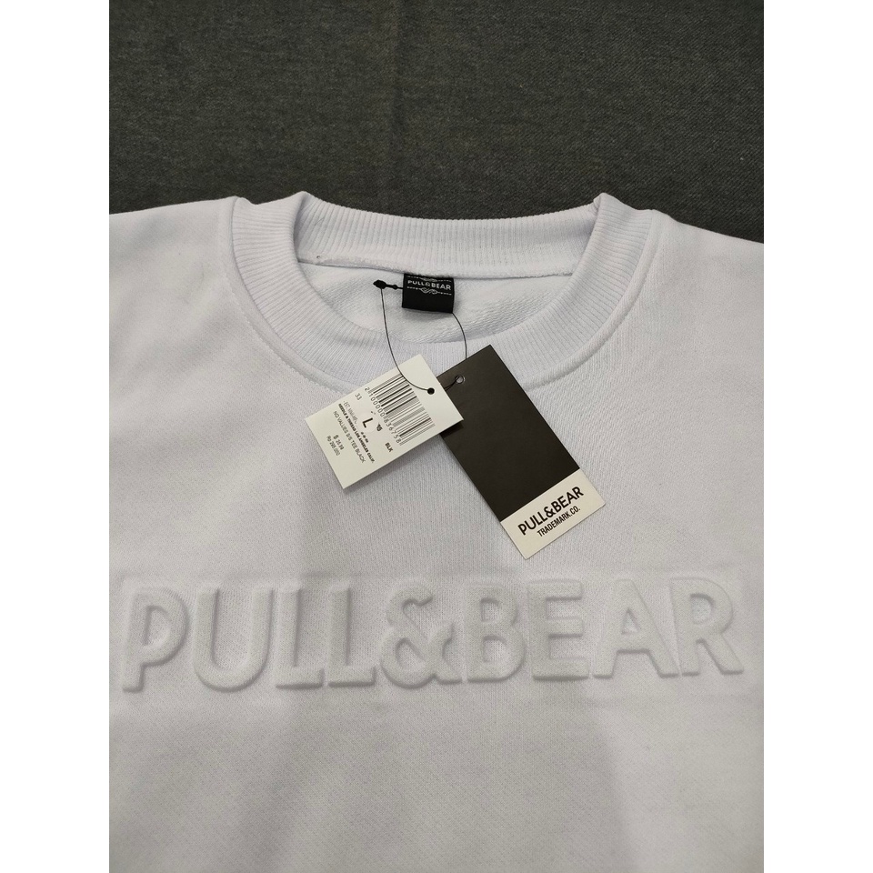 Jaket Sweater Pull and Bear Putih Pria / Switer Embos Pull and Bear Premium / Sweatshirt Pull And Bear Murah / Cn Pull And Bear / Pull And Bear