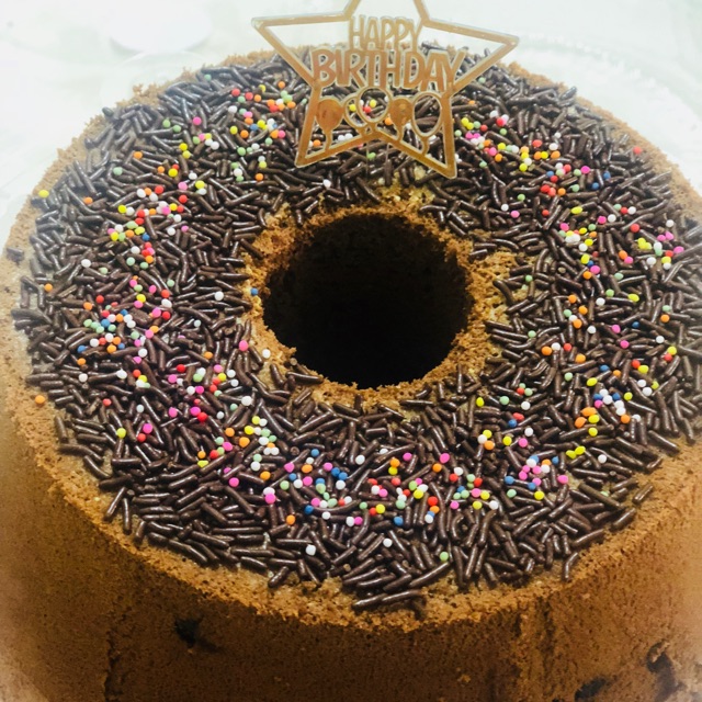 

CHIFFON BIRTHDAY CAKE COKELAT CERES
