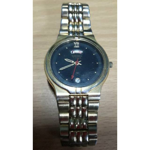 Jam tangan original seiko untuk pria warna gold