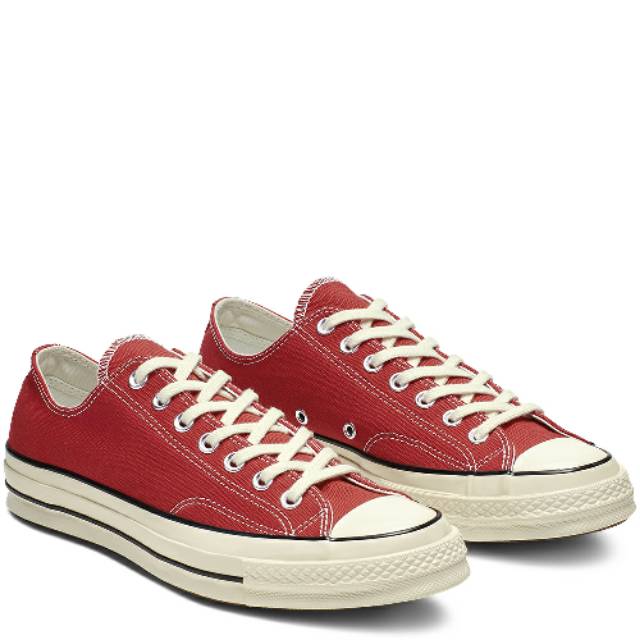 converse red chuck taylors