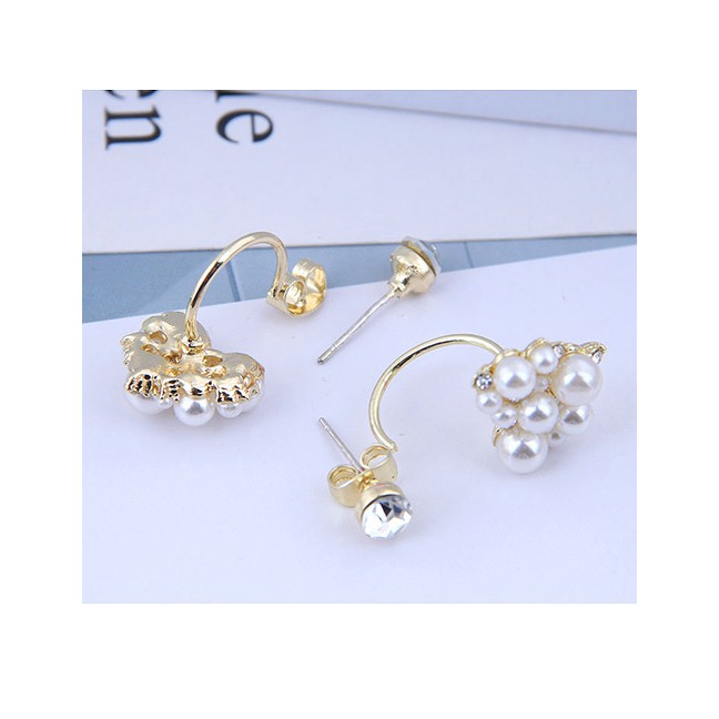 LRC Anting Tusuk Fashion Golden Irregular Pearl Stud Earrings With Diamonds A60419