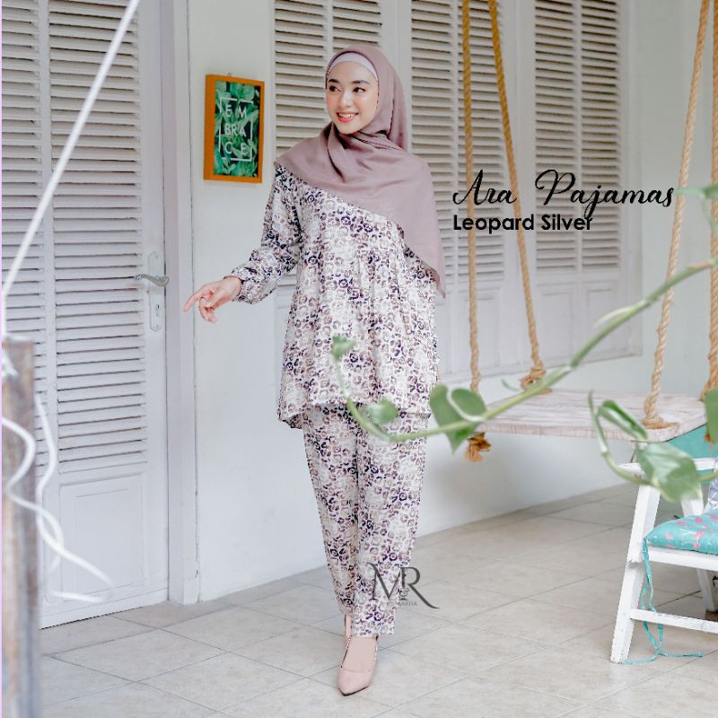 ara pajamas part #2 mr by marisa / original MR