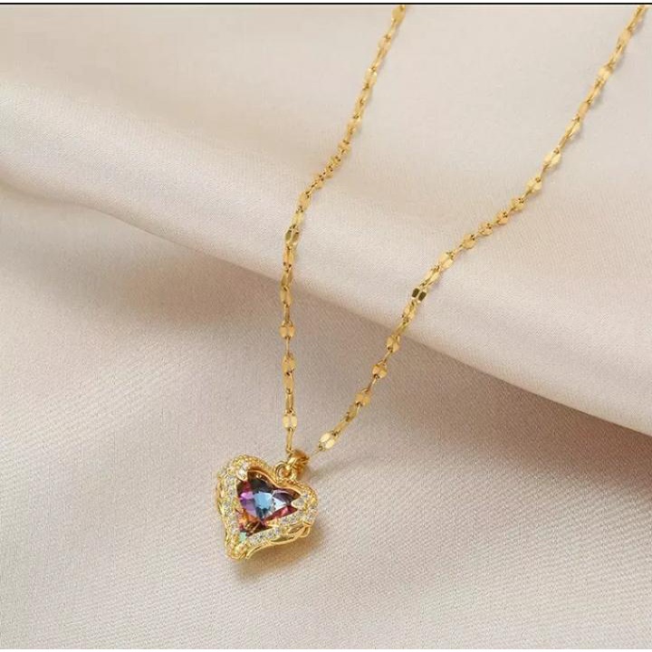 Kalung Love Wanita Style Korea Anti Karat