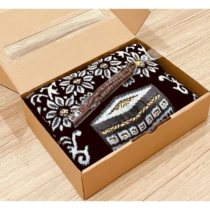 Hampers Gift box Sajadah Premium/hadiah sajadah turki premium