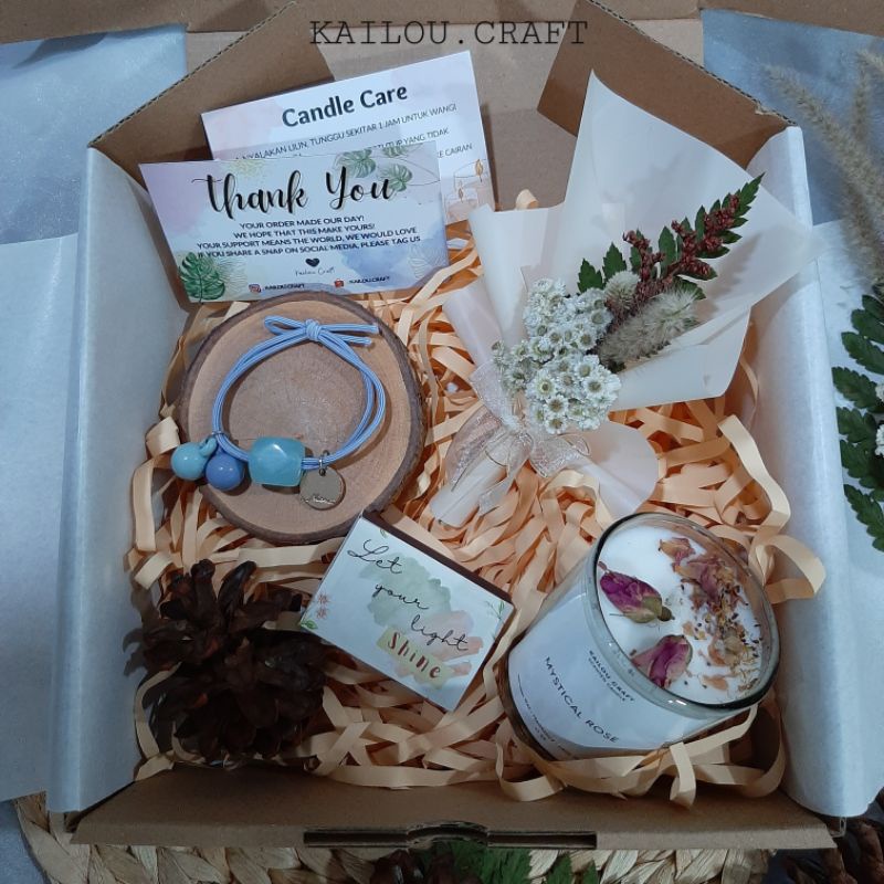 Gift Box Scented Candle | Lilin Aromaterapi | Kado Ulang Tahun | Kado Wisuda | Hampers