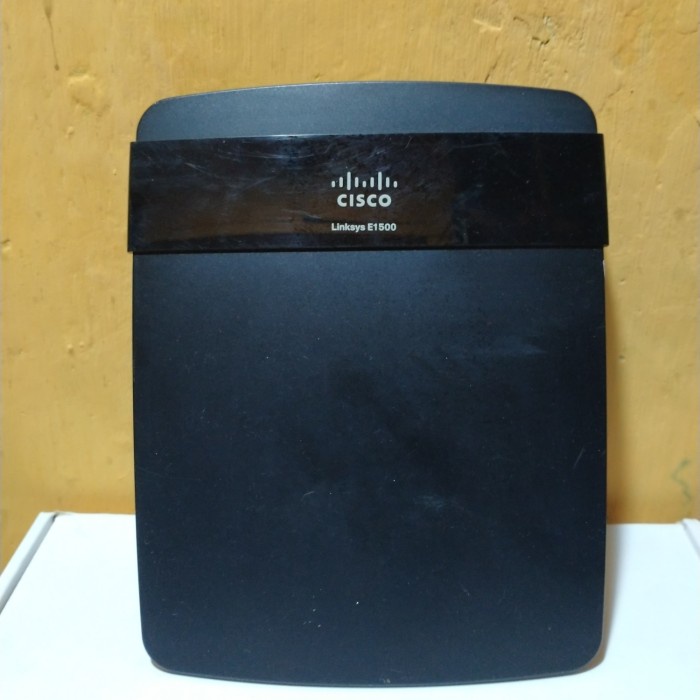 Cisco router E1500