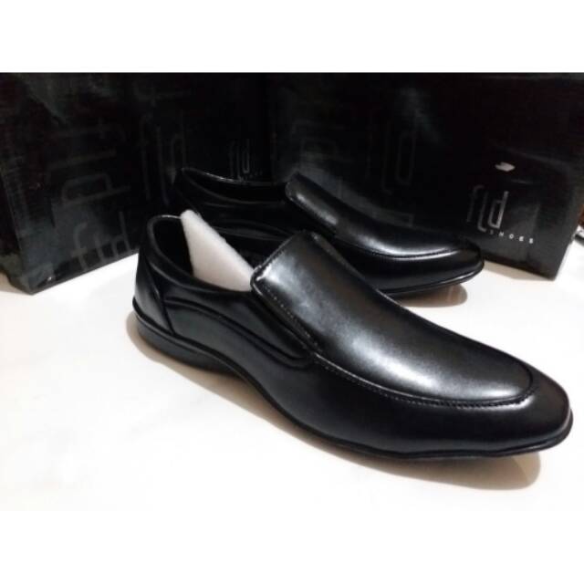 Sz 39,40,43 Sepatu kerja Htm pria MSFF1112AH merk FLD