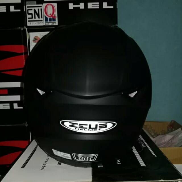 HELM ZEUS FULL FACE HELM ZEUS FULL FACE Helm Zeus 811 Blackdoff Original Helm Zeus Full Face Solid 811 Matt Black - FREE SMOKE VISOR ZEUS ORIGINAL ( ONGKIR 2KG )