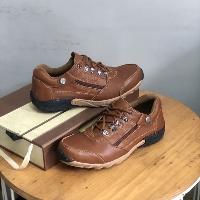 Sepatu casual santai pria mode tali bahan kulit sapi asli model resleting