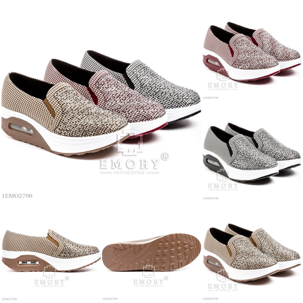 11EMO2700  WEDGES EMORY THALIA RD@