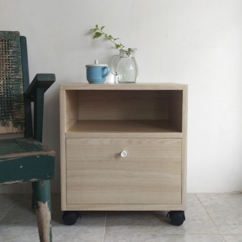 Jual Meja Kecil Samping Kasur Coffee Table Multifungsi Shopee Indonesia