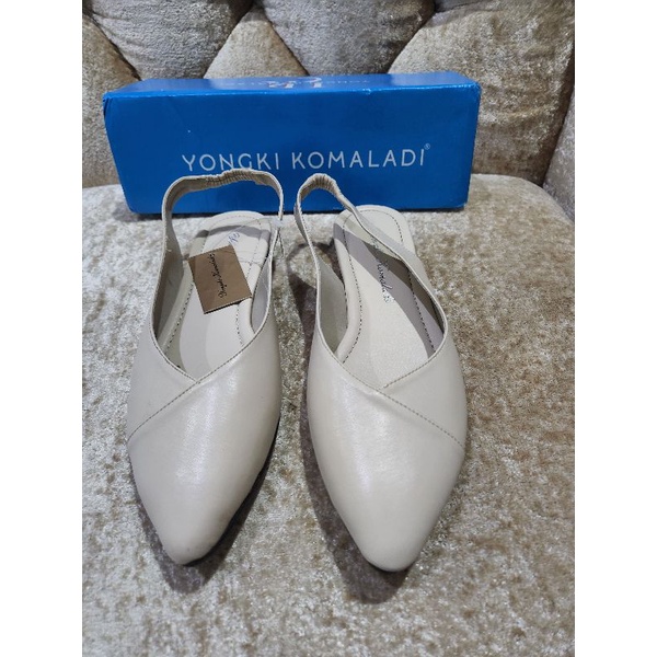 flat shoes yongki komaladi