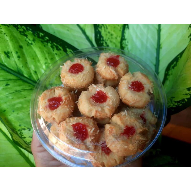 

Thumbrint selai strawberry toples kue kering
