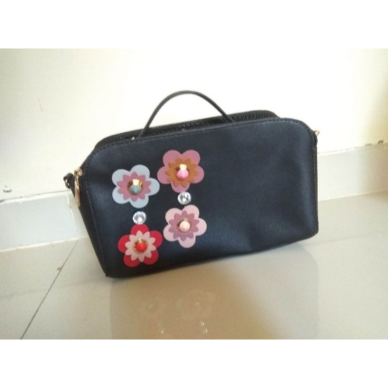Preloved Kolpri - Sling Bag tas selempang Fladeo Hitam