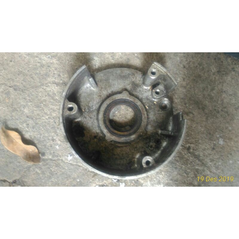 dudukan spul honda c70