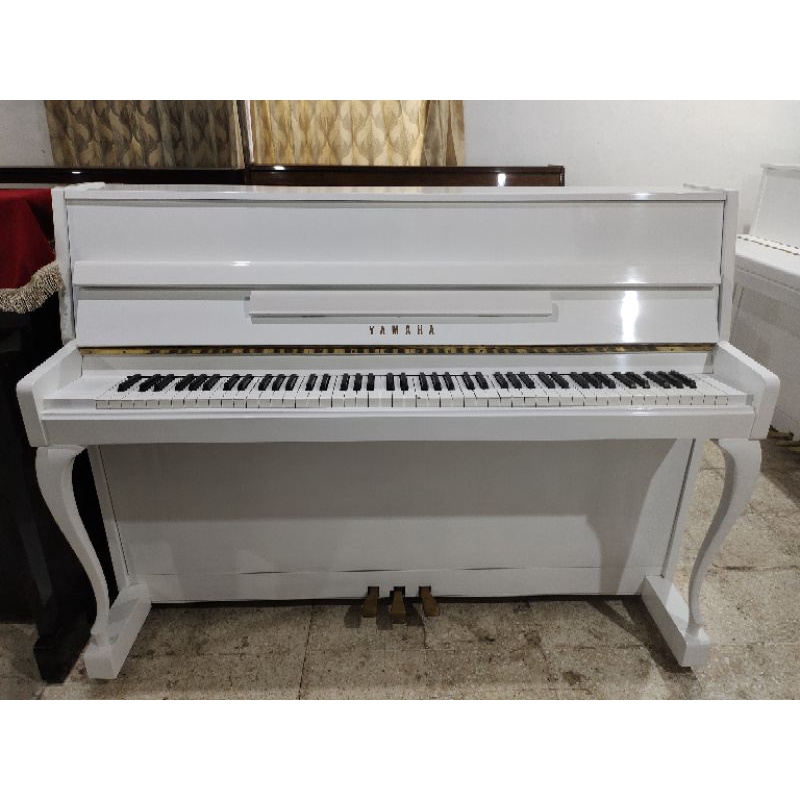 Piano Yamaha LU-101 T
