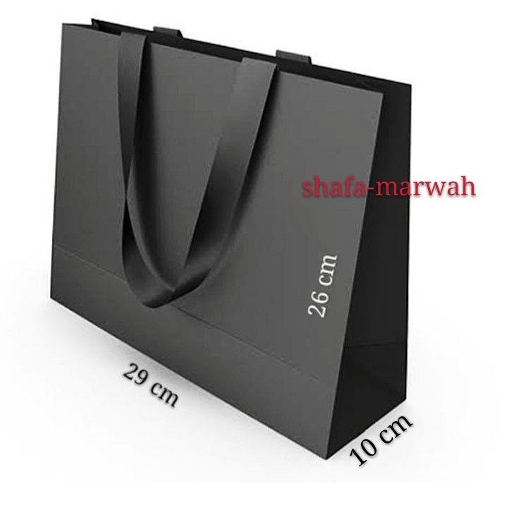 

Diskon.promo PREMIUM PAPERBAG SUPER BLACK 29 X 10 X 26 cm . BLACK HANDLE . UMKM GIFT LX7