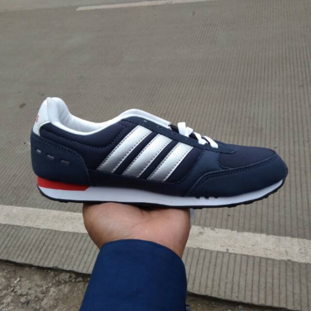 SEPATU ADIDAS NEO ORIGINAL
