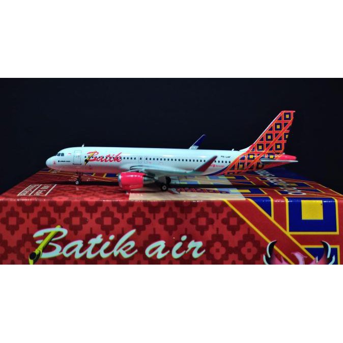 ***COD** Diecast Pesawat Batik Air A320 PK-LAF Phoenxi 1:400
